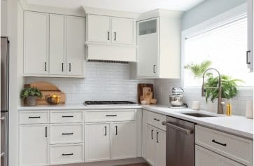 Esca White Kitchen